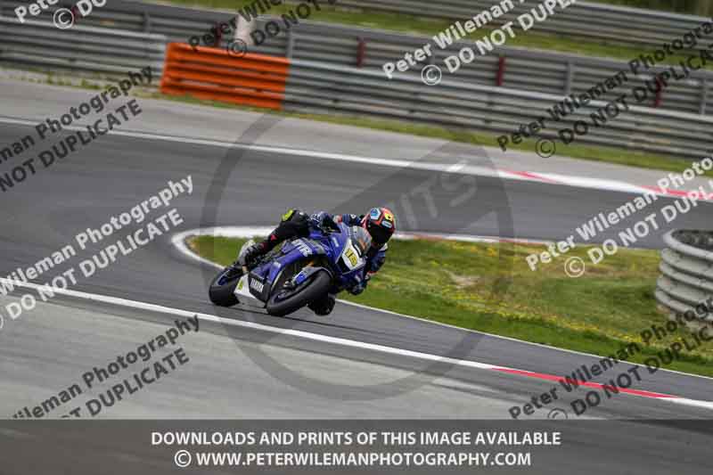 cadwell no limits trackday;cadwell park;cadwell park photographs;cadwell trackday photographs;enduro digital images;event digital images;eventdigitalimages;navarra;no limits trackdays;peter wileman photography;racing digital images;trackday digital images;trackday photos